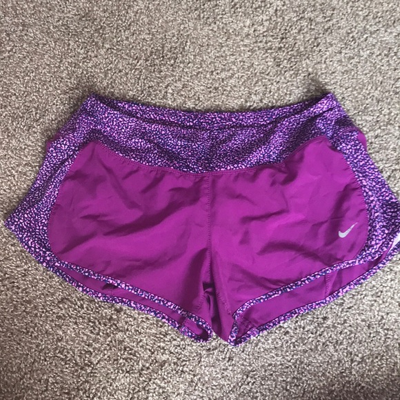 Nike Running Shorts - Picture 1 of 3